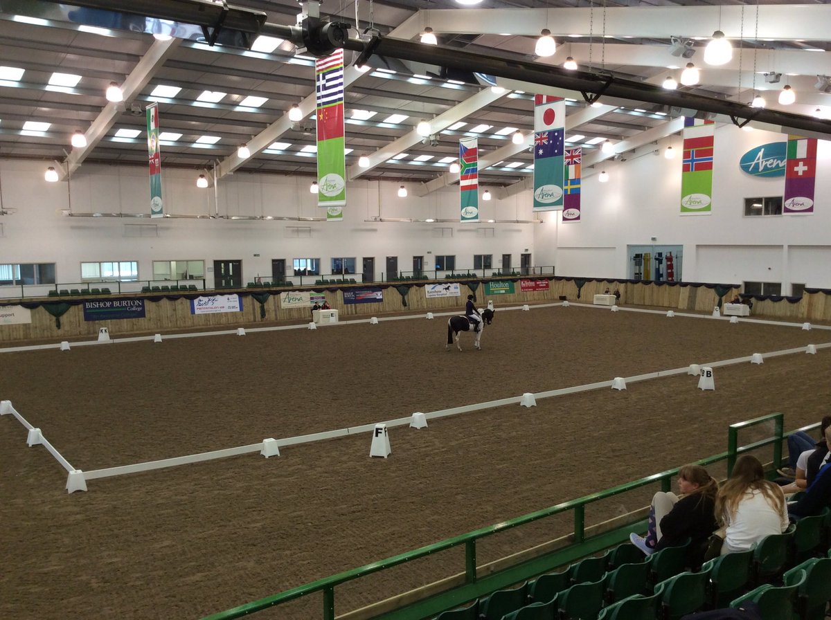 StudentEquest's tweet photo. And just like that it's nearly all over... Last horse in the trophy dressage for day one! #speedy #bucsequ https://t.co/UfFwEq40ap