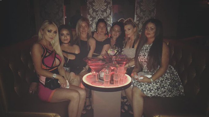 🥂 https://t.co/E52u0uoNbG<a href="/tag/103ultracurvycuties"class="tags"><span>#103ultracurvycuties</span></a>