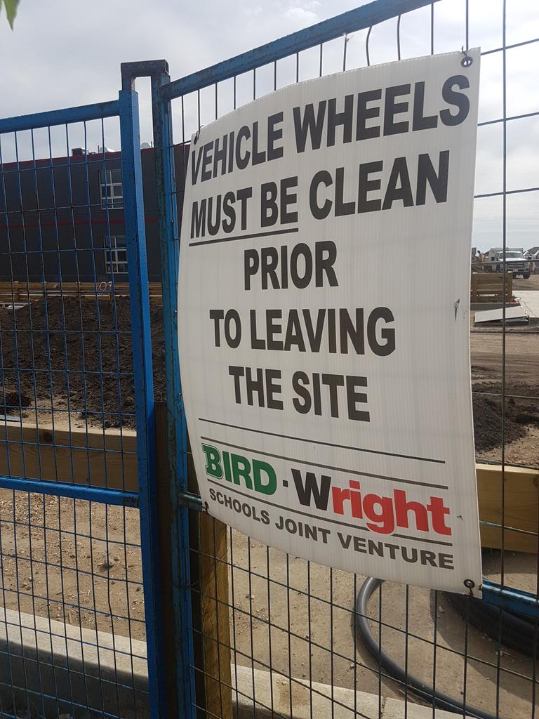 That's what we like to see, responsible neighbors. Keeping our neighborhood clean. <a href="/StoonPubSchools/">Saskatoon Public Schools</a>