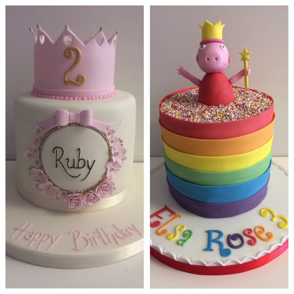 BoutiqueCakes's tweet photo. Some cakes from last week #teapotcake #weddingcake #dartboard #minion #rainbowcake #stackedcakes https://t.co/EcgnRd83Ec