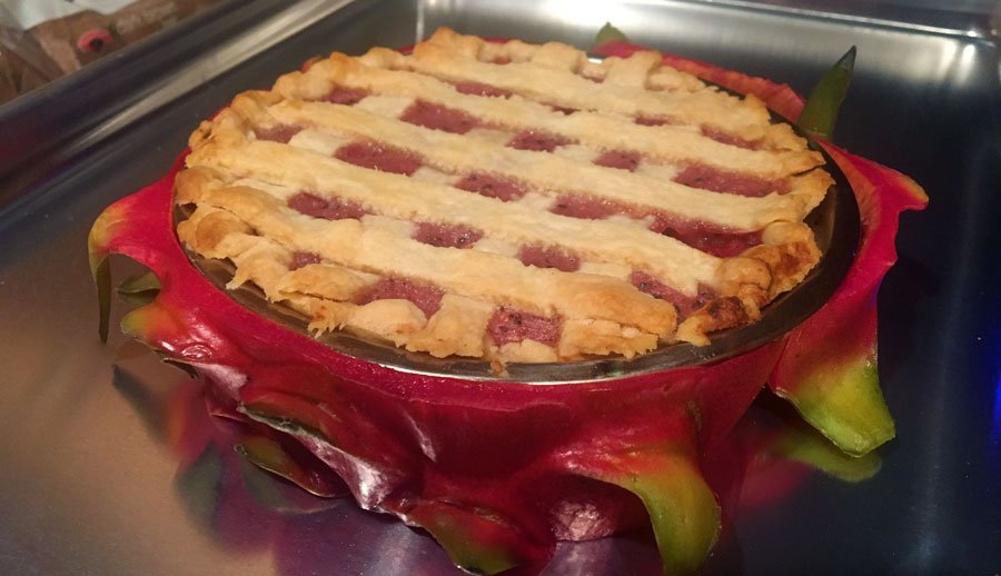 CookFiction's tweet image. My new favorite dessert?  Dragonpie.  cookfiction.com/recipes/dragon…