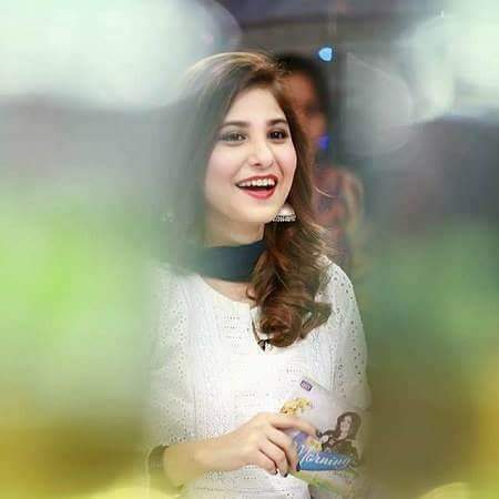 seharmahnoor416's tweet photo. محبت کی طبیعت میں عجب تکرار کی خُو ہے
کہ یہ اقرار کے لفظوں کو سننے سے نہیں تھکتی https://t.co/qSIAseADYW