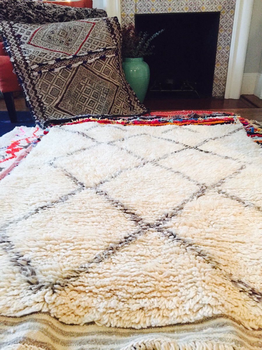 OumRugs's tweet photo. #theoumteam preps for its photo shoot with the talented @kgdfilms! #myoumrugs #handcrafted #interiordecor #beniouaraine #boston https://t.co/Fc1QB33FnS