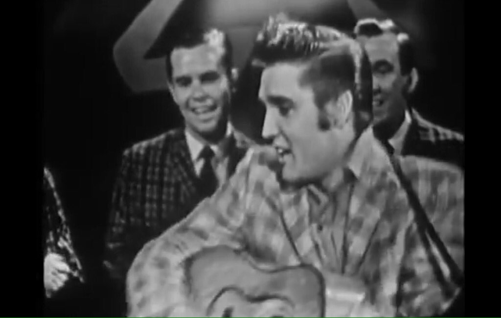 ElvisIsWater's tweet photo. #Elvis https://t.co/6c30sH66aW