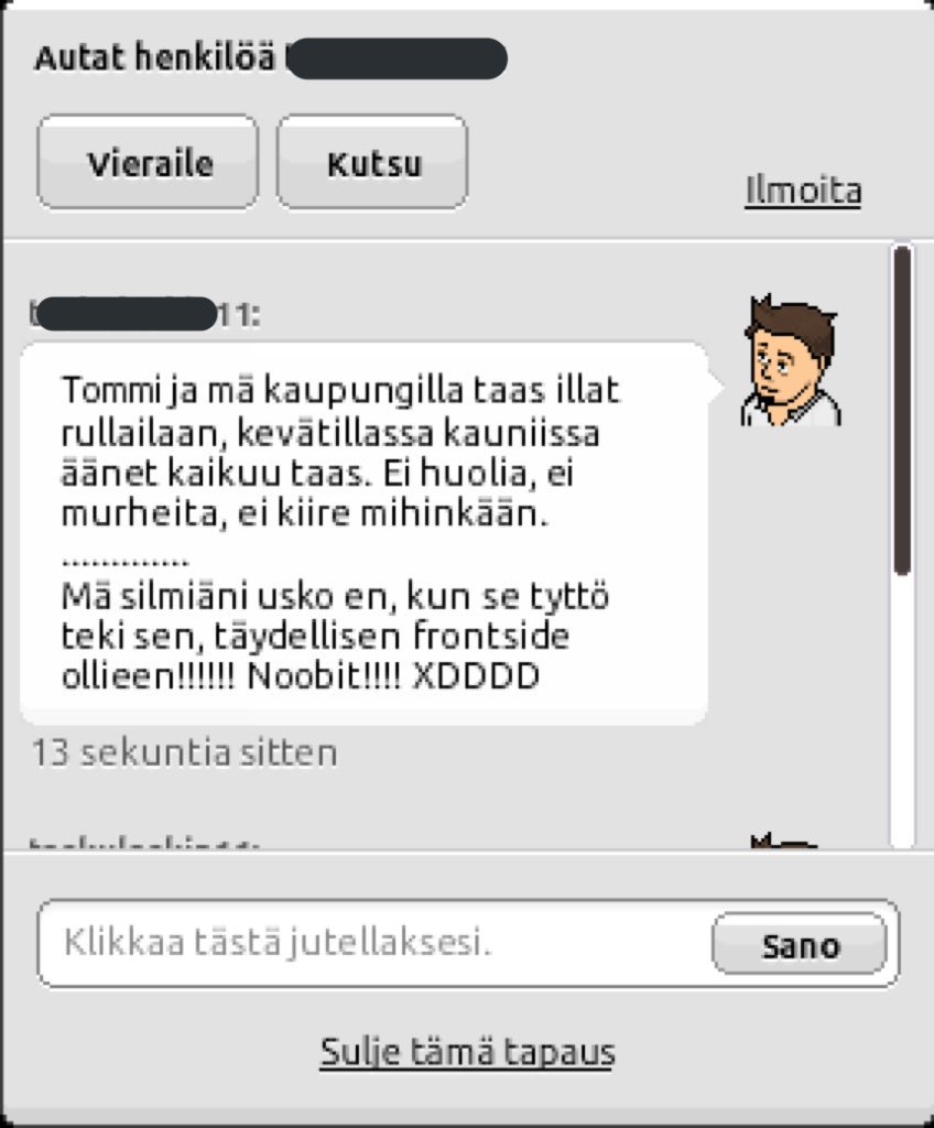 habOtk's tweet photo. Habbo helpperinä pääsit auttamaan muita käyttäjiä heidän ongelmissaan. Välillä pyynnöt aiheuttivat melkoista spämmiä 😅 #Habbo https://t.co/ravIts5DbV