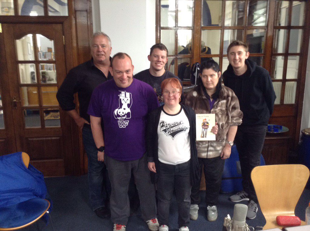 _SandAcademy's tweet photo. Another group successfully completing our Academy Workshops with @EddaArts https://t.co/blnWlWzaII