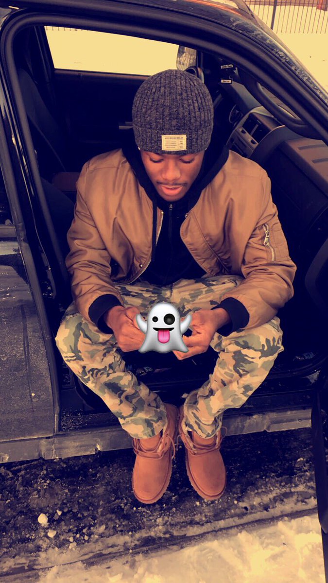 Traychapo's tweet photo. God send me a real one!!! https://t.co/knZaYRaTYa