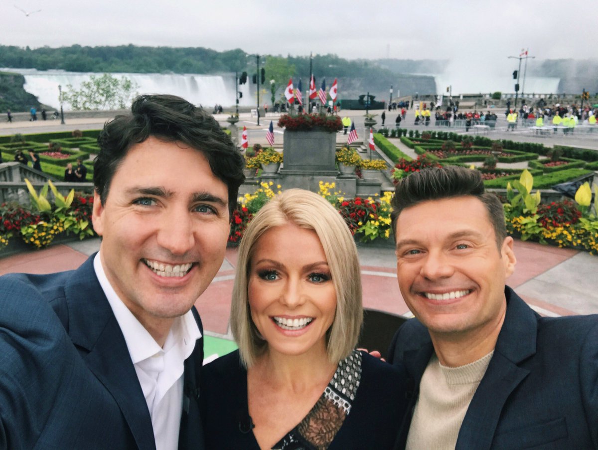 RyanSeacrest's tweet photo. Business in the front, party in the socks. I like your style @JustinTrudeau #LiveVisitsNiagara https://t.co/B5nu43i6yb