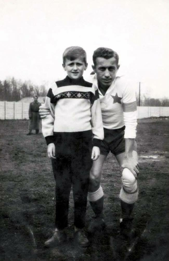OldFootball11's tweet photo. #Vukas #BernardVukas #Hajduk #HajdukSplit https://t.co/GuQROmnHQv