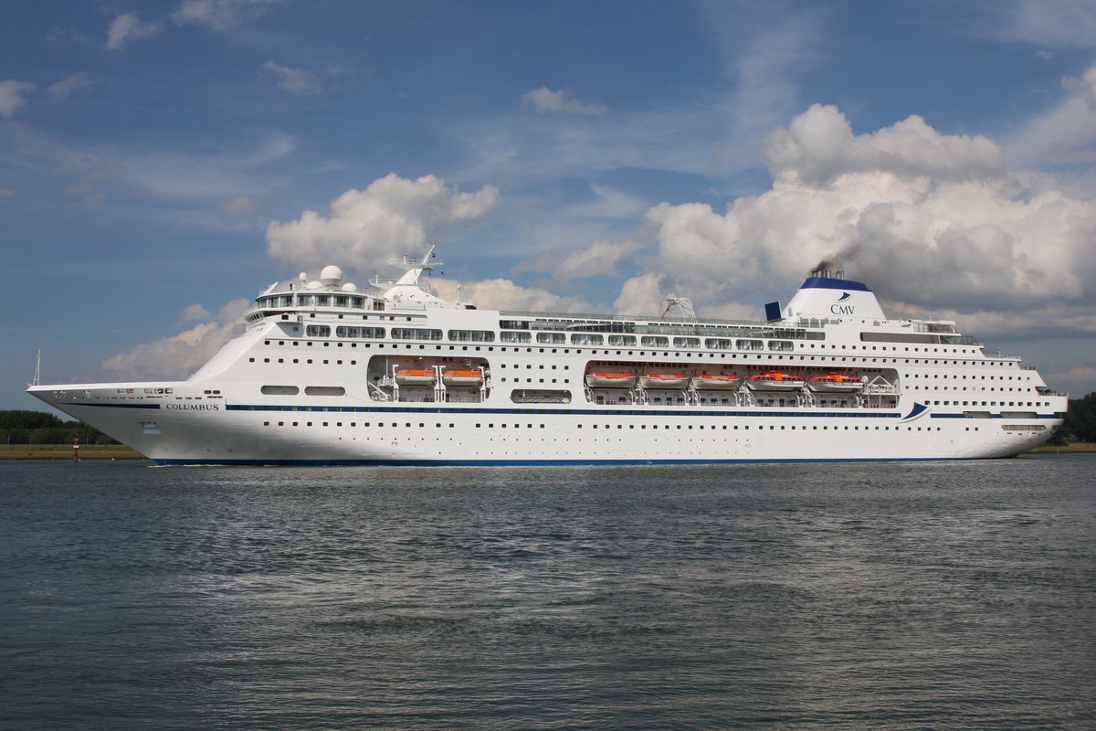 MV_Columbus's tweet photo. Next stop, London Cruise Terminal. #WelcomeColumbus https://t.co/v8bzZ409LM