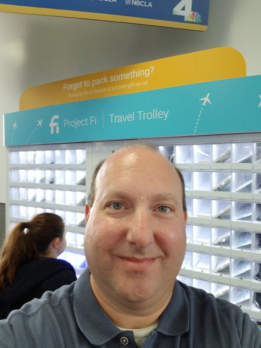 DrComputer71's tweet photo. Free stuff at the Google Project Fi booth at Burbank Airport #projectfi https://t.co/V20wx5EwKF