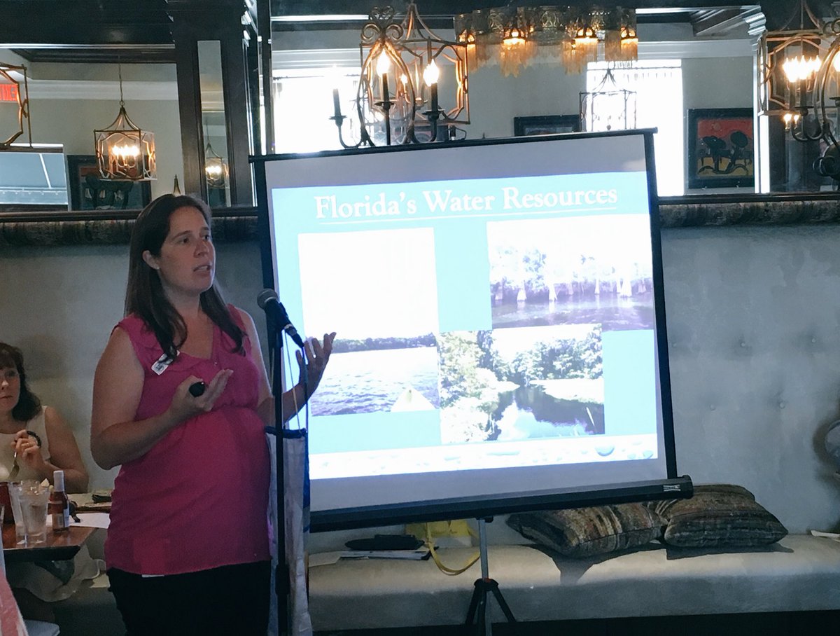 StAugRotaryClub's tweet photo. Jennifer Mitchell, from the Saint Johns County Water Management District, speaks to the club today. https://t.co/218qbtXrtb