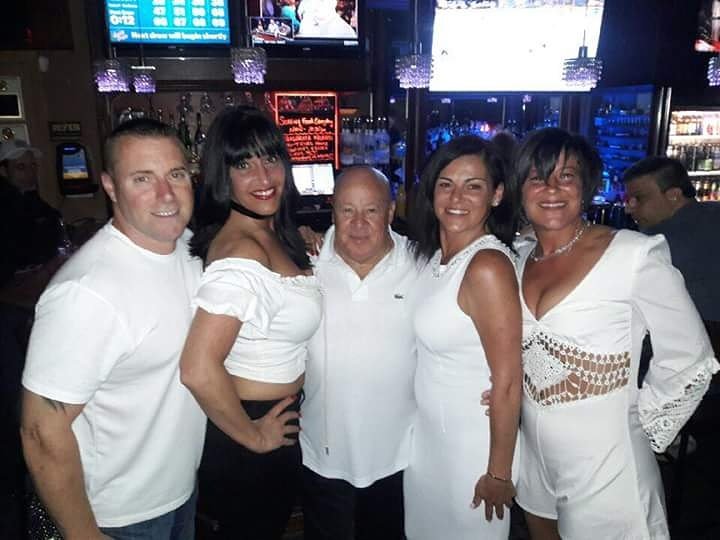 dawn1971p's tweet photo. #whiteparty https://t.co/bZBMuOBN3R