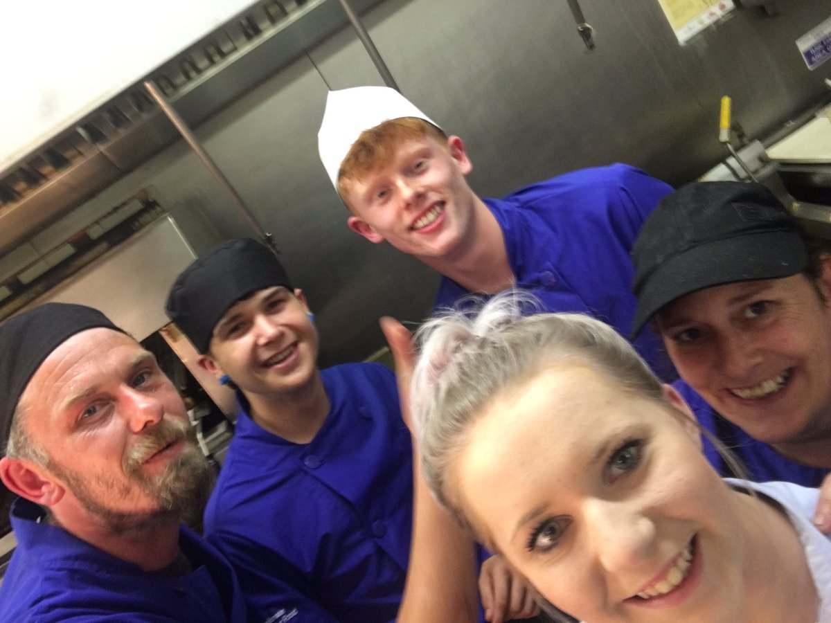 First day at work selfie!!😀 everyone meet josh and harry our newest kitchen team members! <a href="/hannahfaceee/">Hannah Willis</a> <a href="/kirtkeza/">Kerry</a> <a href="/CatalinaCiurte/">Catalina Ciurte</a>