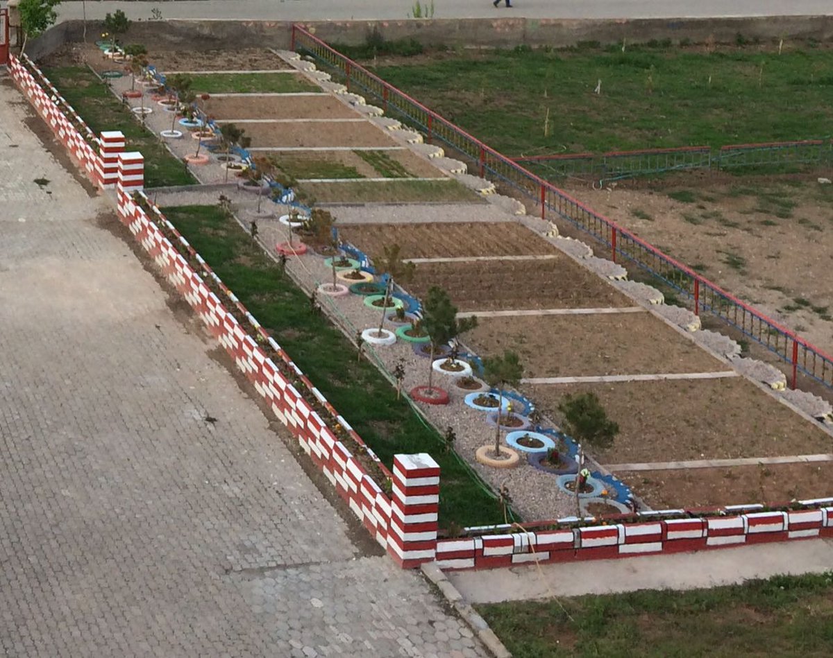 SivasKYGM's tweet photo. Dünya Çevre Günü dolayısıyla Kangal Hasan Yılmaz yurdumuzda hobi bahçesi için birbirinden güzel rengârenk çalışmalar yapıldı. https://t.co/Kx0NLbMfxA