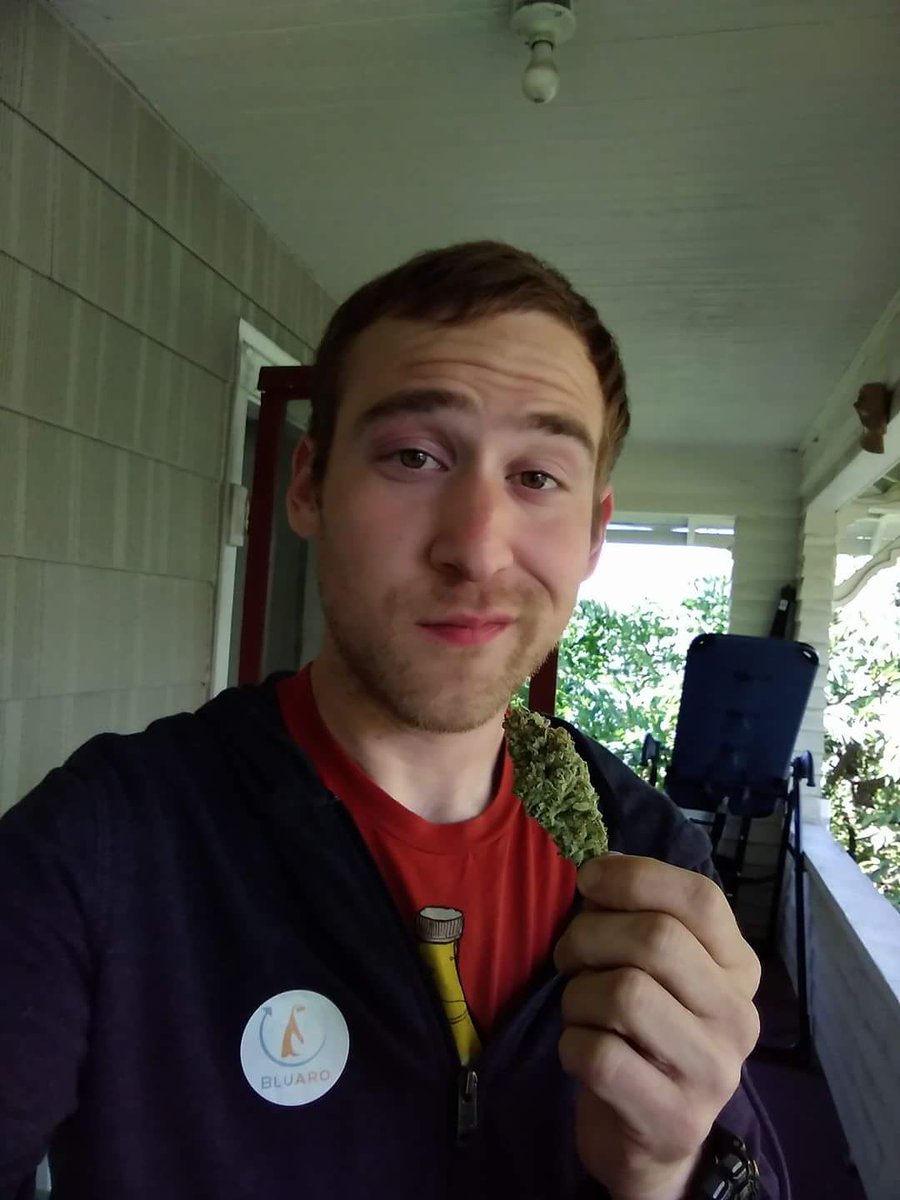 steinberg08's tweet image. #IAMCOMINGOUTCANNABIS Come out with me and help change the world's Veiws on Cannabias @Blu_Aro