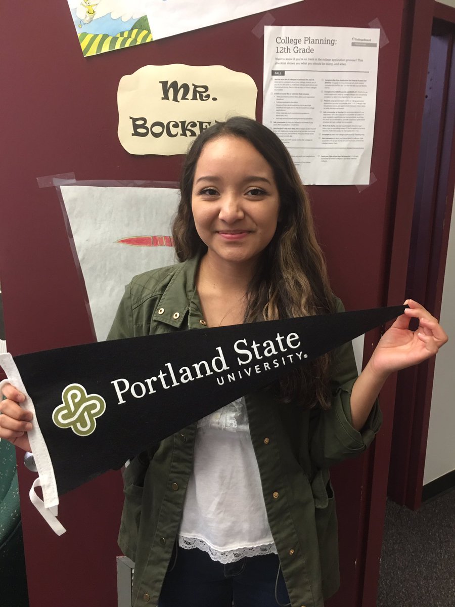 PIONEER_COUNSEL's tweet photo. #portlandstate  Congrats Ivett!! https://t.co/xokedILSu4