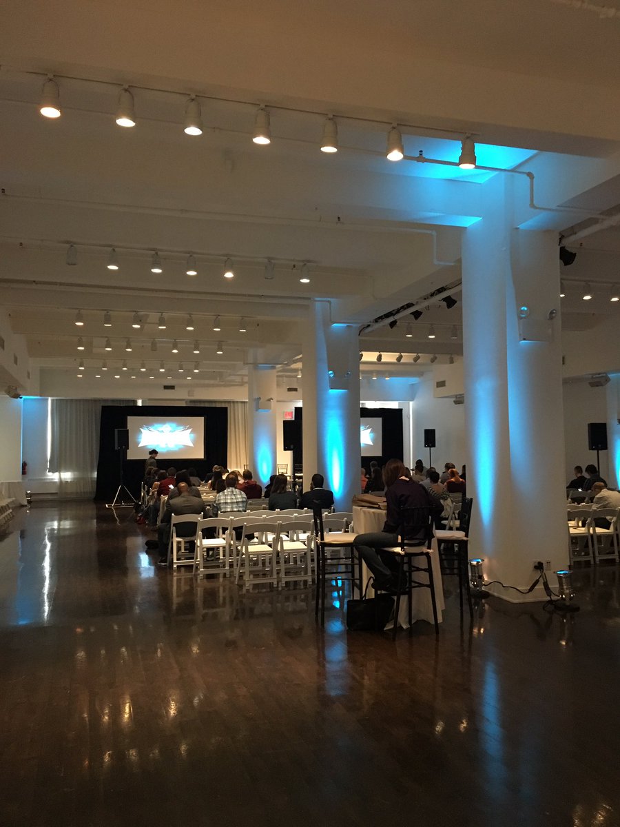 NathanThomas456's tweet image. #Playwire live from #OpsNY #programmania - excited for the sessions @playwire #onlineadvertising