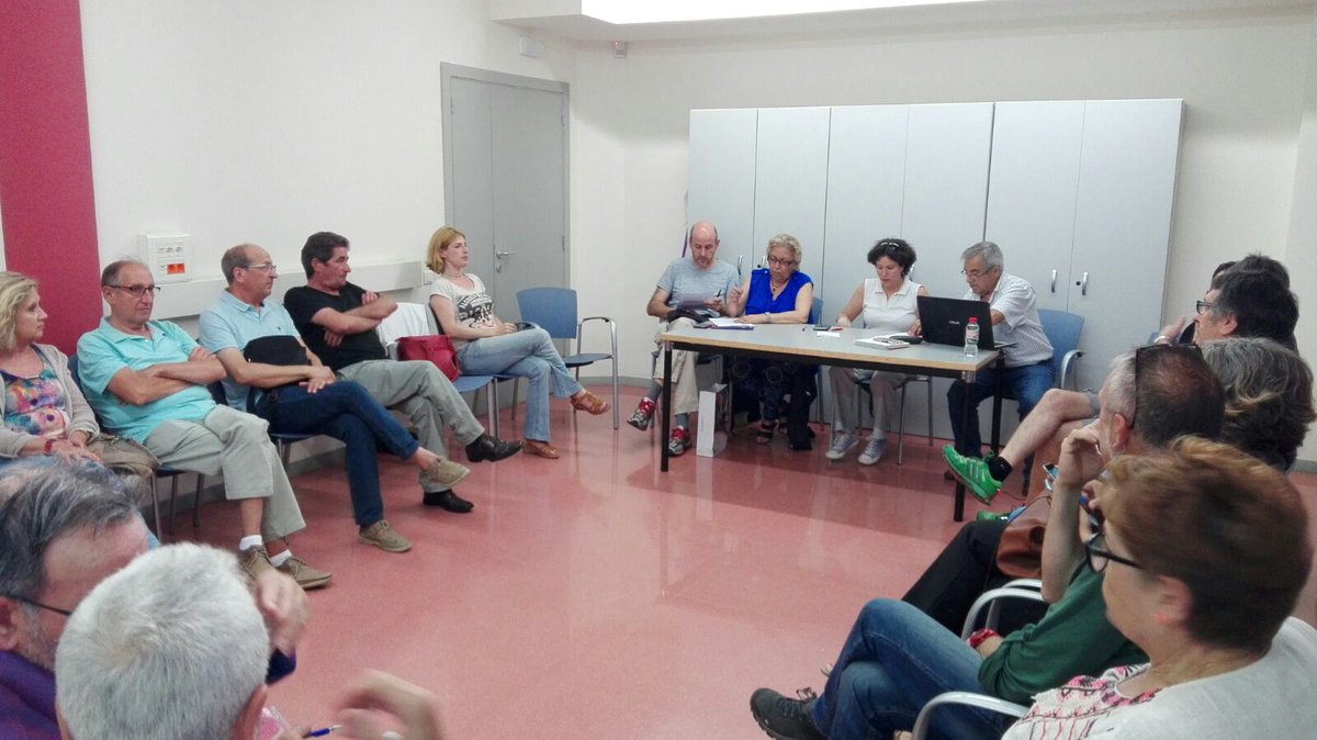 podem_sbd's tweet photo. A punt de començar #DebatsPodem a #Sabadell : discutim la posició de @podem_cat davant l'escenari polític actual. https://t.co/p1fhwPiGtd