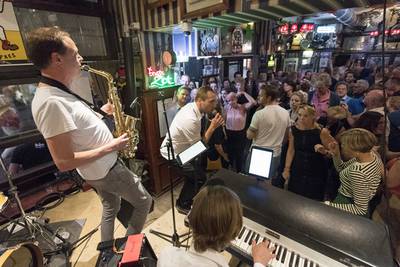Jazz in Duketown was één groot feest: onze recensie van het jaarlijkse jazzfestijn dlvr.it/PJy6gd