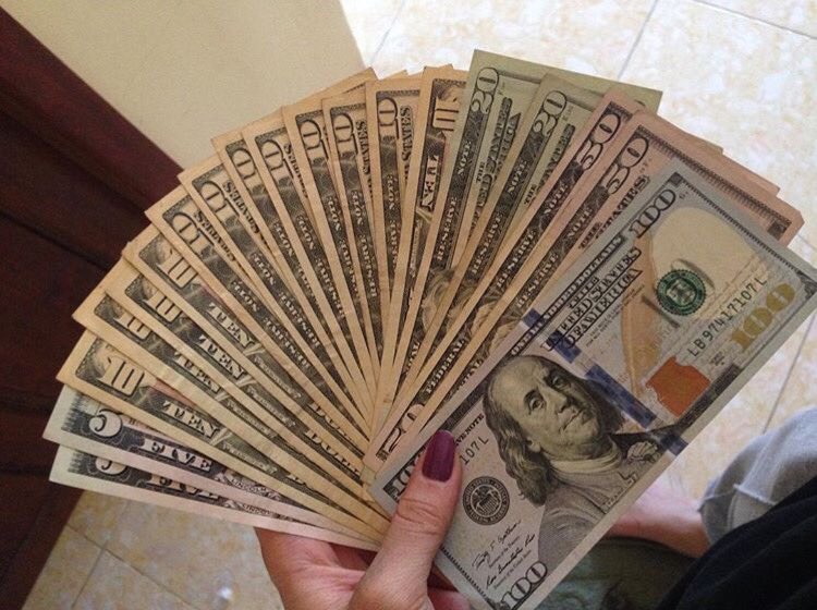 Haydi bana eyvallah! Finale kadar para biriktirmeye devam !  #AKfc ailem 👀 arkada kalmasın