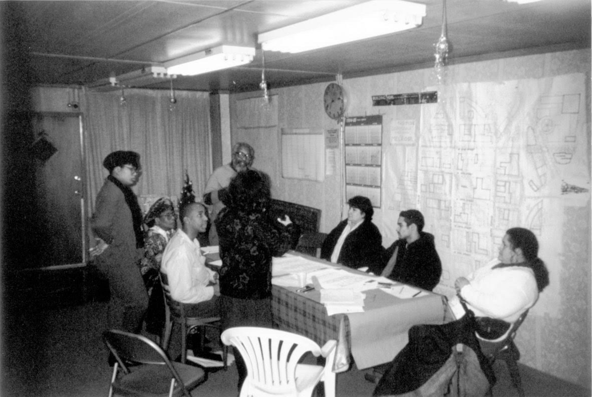 Conoce la historia de <a href="/NQuedamos/">NosQuedamos</a> y asombrosa revitalización #MelroseCommons #Bronx #comunidad #poder <a href="/BronxnetTV/">BronxNetTV</a> goo.gl/CGcNZw