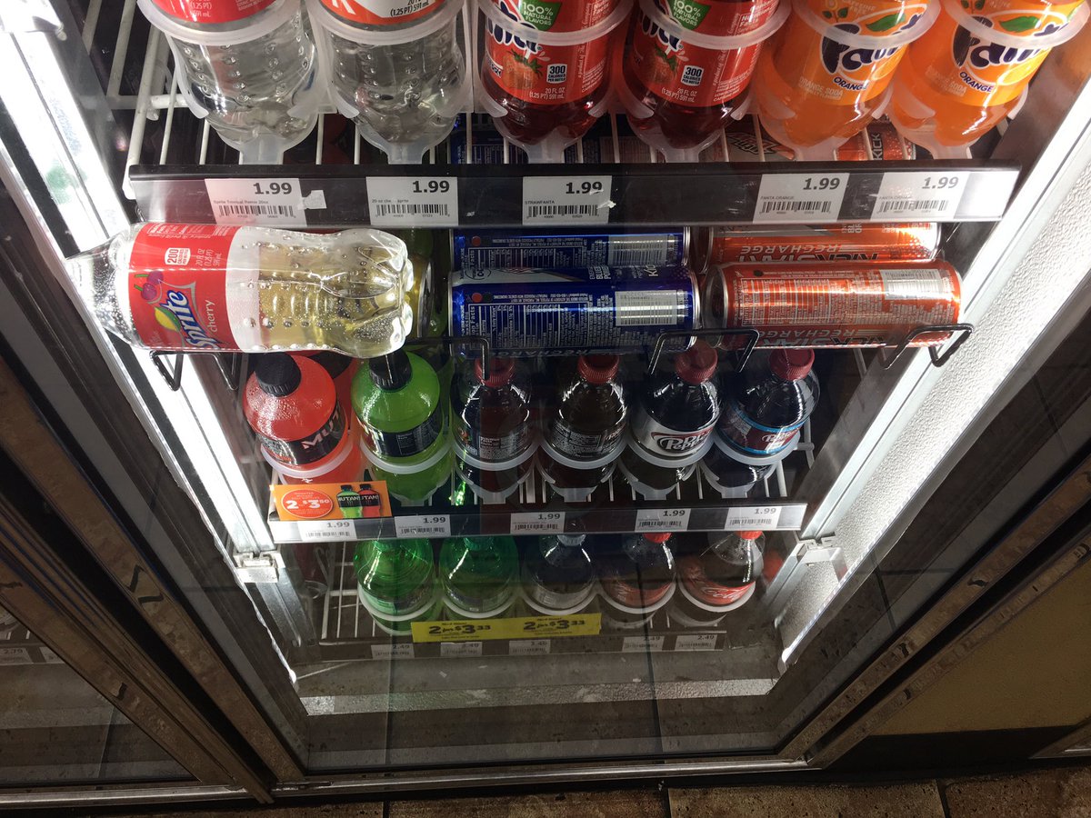 MichelleKOMO's tweet photo. Council approves sugar bev tax, includes handcrafted (lattes) Begins Jan of 2018 Council anticipating referendum https://t.co/5imekGq7Lh