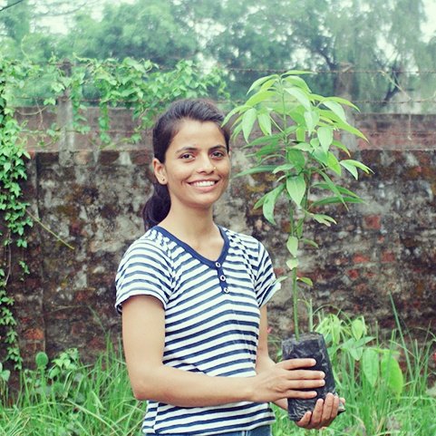 kalpana_kafle's tweet photo. #worthy_day
#plantation_program
#WorldEnvironmentDay
#Increasing_hand_print
#Save_Environment
#Save_yourself
#YES_Ag https://t.co/09U1CoxsVE
