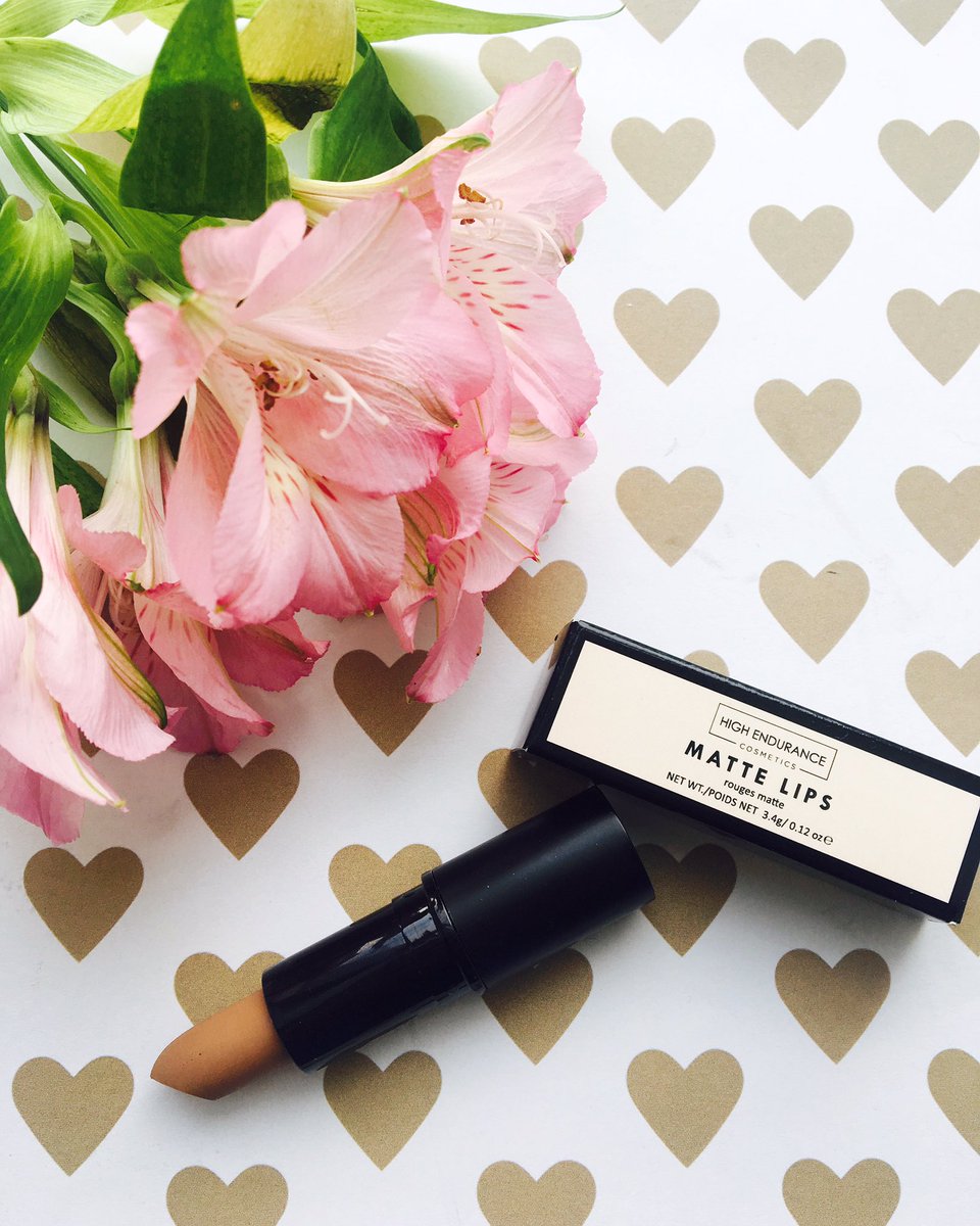 HighEnduranceCo's tweet photo. ☀️summerproof lipstick 🌸you're welcome ☺️
.
#summerbody #summer2017 #vacationmode https://t.co/DKxsRkkJCp
