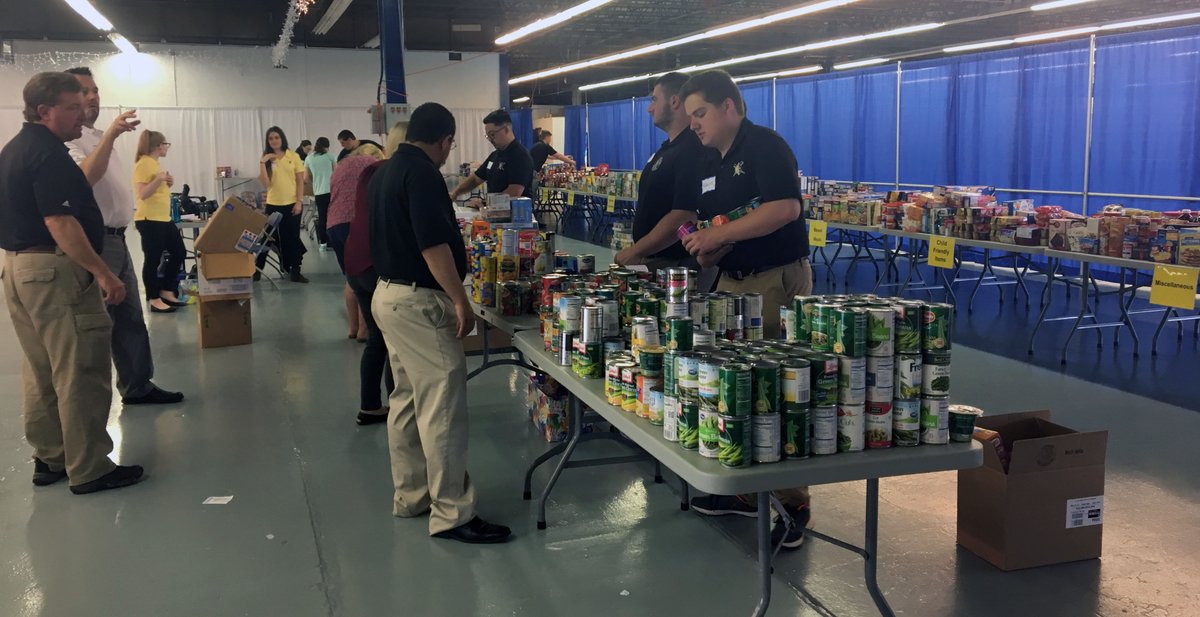 x - Wheeling Nailers (@wheelingnailers) on Twitter photo The Nailers teamed up today with the <a href="/MarshallCoFRN/">Marshall County FRN</a> for the Hunger Doesn't Take A Summer Vacation Food Drive! The Nailers teamed up today with the <a href="/MarshallCoFRN/">Marshall County FRN</a> for the Hunger Doesn't Take A Summer Vacation Food Drive!