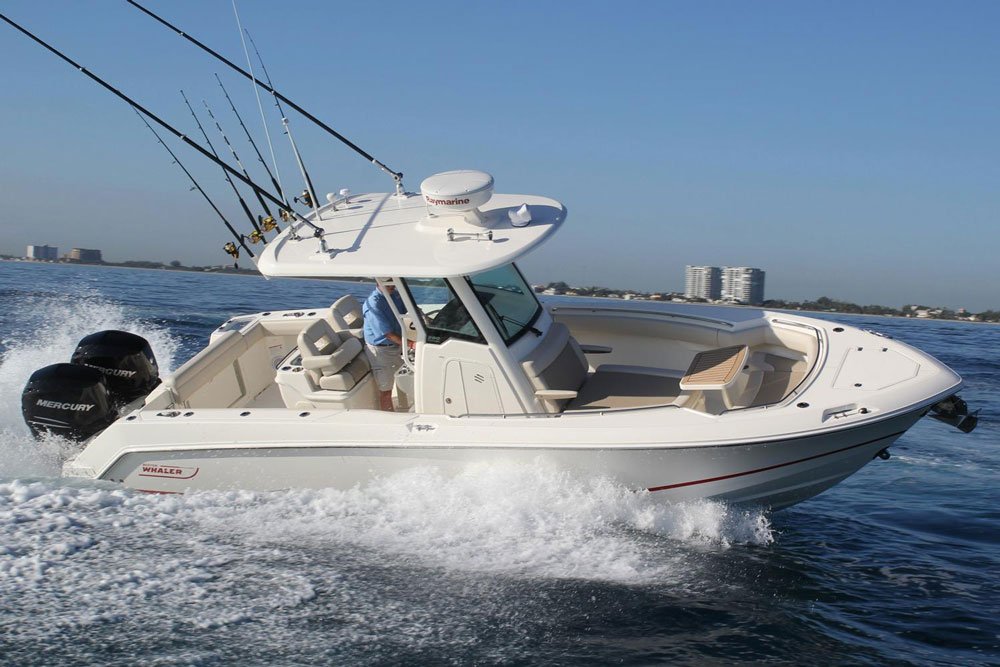 boatsdotcom's tweet photo. The @Boston_Whaler 280 Outrage is a fishing machine with a slew of features found on its larger siblings. https://t.co/mGZx2yhwcf #newboats https://t.co/5KnUTiNXEC