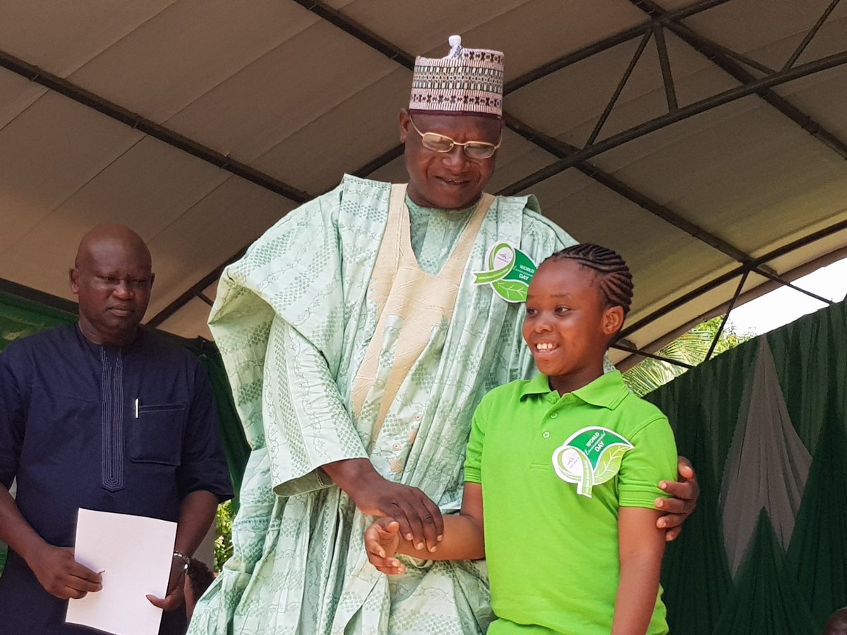 FMEnvng's tweet photo. HMSEnv. @iujibril today called for geniue collaboration for environmental protection in Nigeria at the #WorldEnvironmentDay event in Abuja https://t.co/vVk1YtSfzm