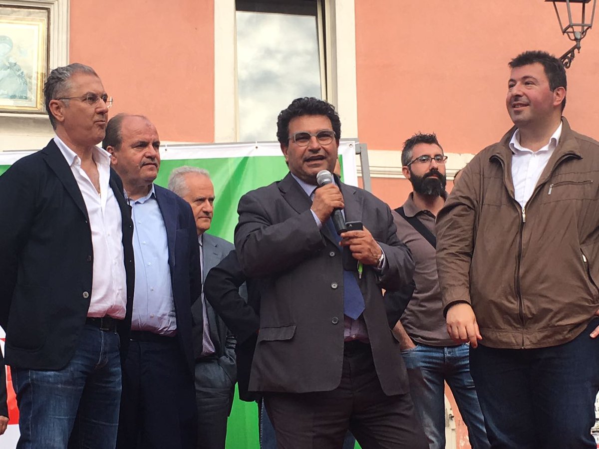 f_scalia's tweet photo. Con Matteo #Orfini a sostegno di Fabrizio #Cristofari sindaco di #Frosinone https://t.co/oeYggtDVmo