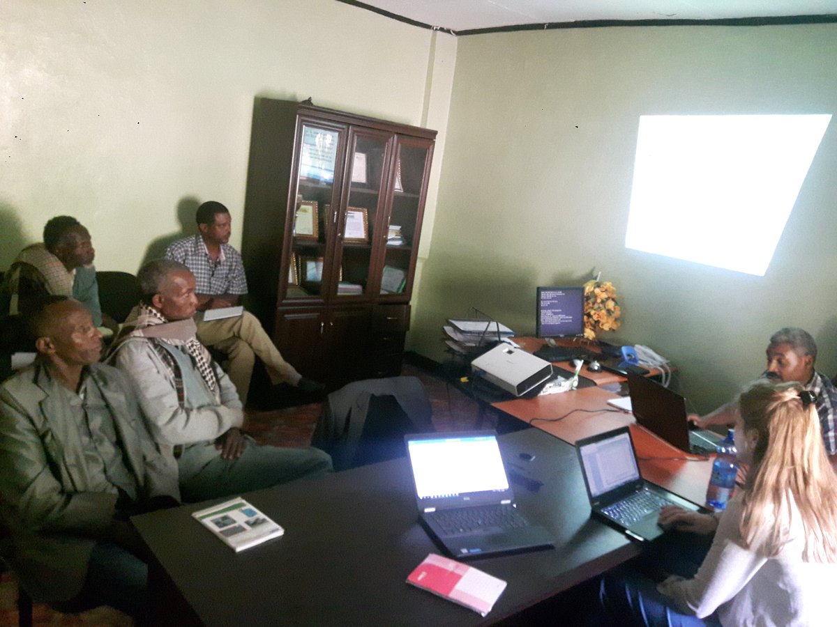 Micheas_Y's tweet photo. @Agriterra @Agripool_advice#valerie sophie #burka galeti union#coffee export business case#exploration with CA tools. Interesting https://t.co/qQfVVs7WrP