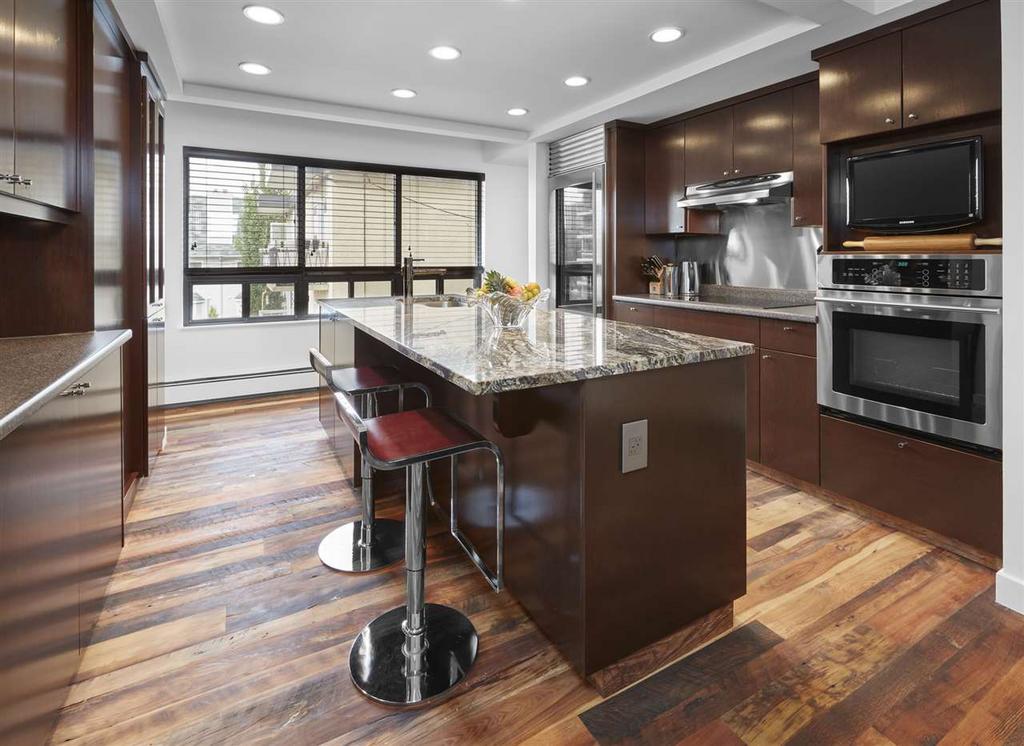 This is only the kitchen... You gotta check out the rest! For more info on this condo and others please visit: bit.ly/2rUY7YH #YEG