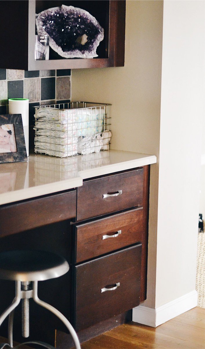 lovelyluckylife's tweet photo. ICYMI: diaper changing station basket + $2 off @Huggies at @myfamilydollar https://t.co/qA73yPgEbv https://t.co/cvJVwjSXeb #HugTheMess #ad https://t.co/Y7cyUDY6Ui