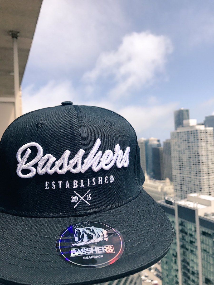 H3CZ's tweet photo. Re-do... I have 2 new @basshers hats, I have 1 head, I need to pick 1 person who RT's this to give it to, will pick tomorrow @ noon'ish. https://t.co/7yKiEJEeRv