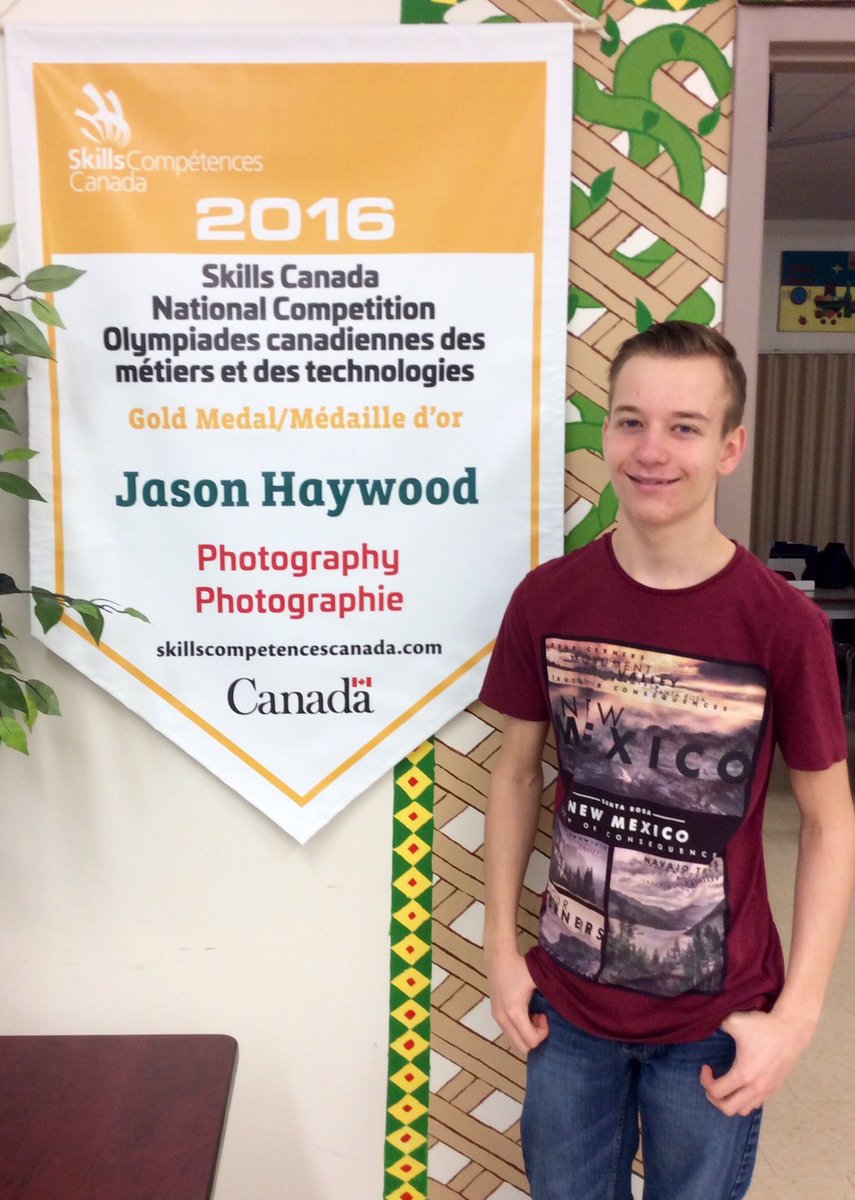 PomegranateGFE's tweet photo. Three FESS champions Katrina, Dalton &amp; Jason @FESSROCKS @TrilaTrila @RCBHS @dsbn @DSBNWLC @DRobinsonDSBN @port_high @jamiegroat https://t.co/9MGqazcFEe