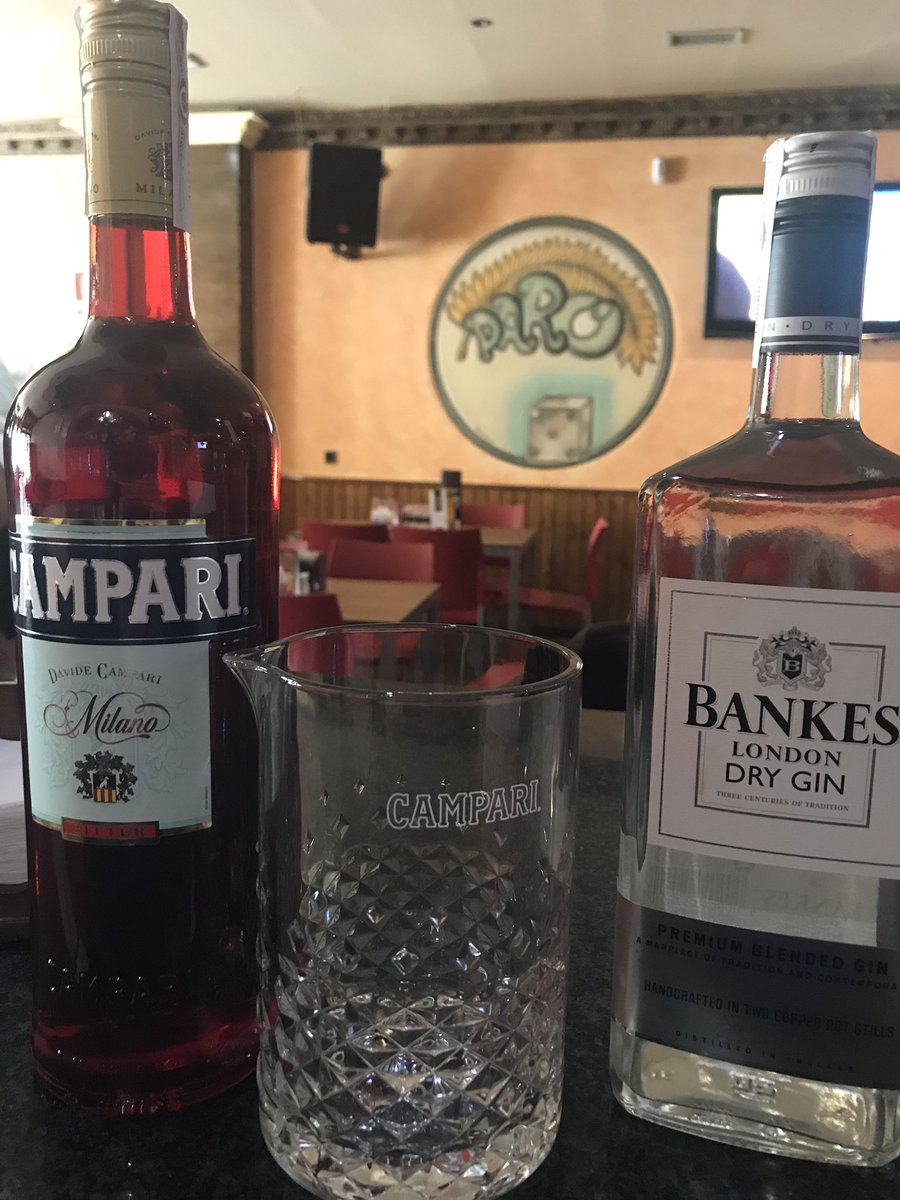 Otro año más participamos en la negroniweek, cada negroni o twist que hagamos 1€ va destinado para una ONG.
#NegroniWeek #camparispain