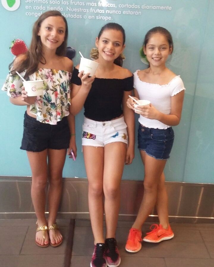 PinkberryPanama's tweet photo. Lunes de lindas #lovers en @pinkberrypanama!!! 😊🍨💕 https://t.co/Skb8GQDDkx
