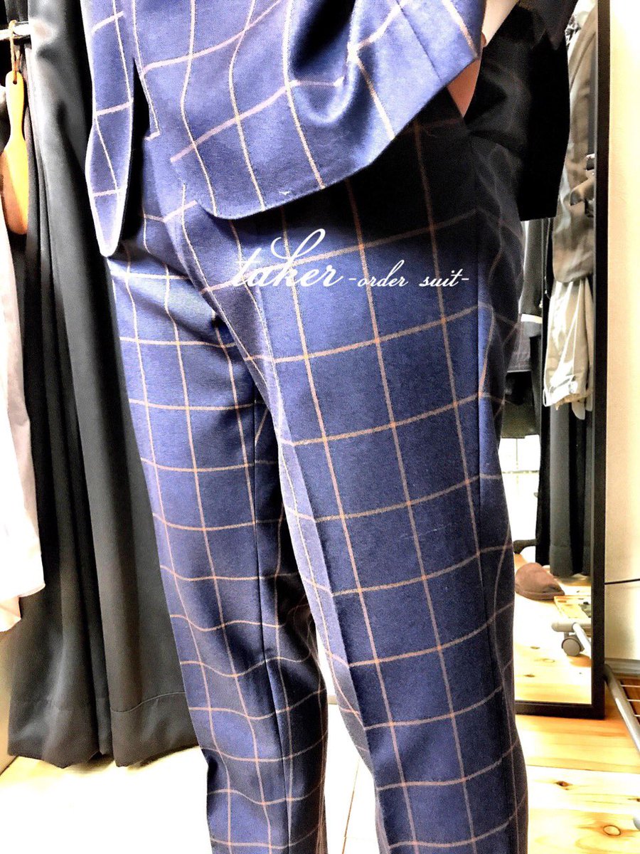 taker_tokyo's tweet photo. 普段スーツを着ないんです‼️
だからこそ選びたい『アガる』柄 ✌️
W様のセットアップ、晴れた日やハレの日じゃない時も #Harrisons #Frontier の
#Spring #Summer にちょうどいい。
#takerordersuit #tokyo https://t.co/c8UcpGqwzt