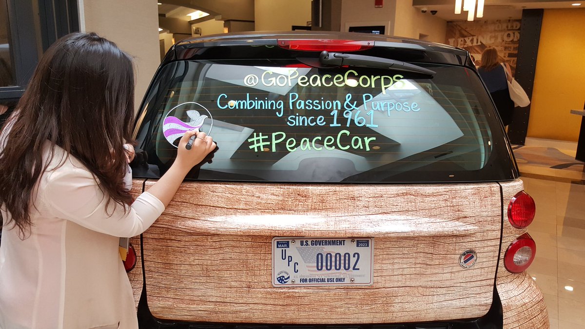 MarylandGOSV's tweet photo. More artwork on the #PeaceCar by @MarylandGOSV resident artist, Sarah Kim #AtlanticService #NationalServiceinBaltimore https://t.co/qr5UegJory