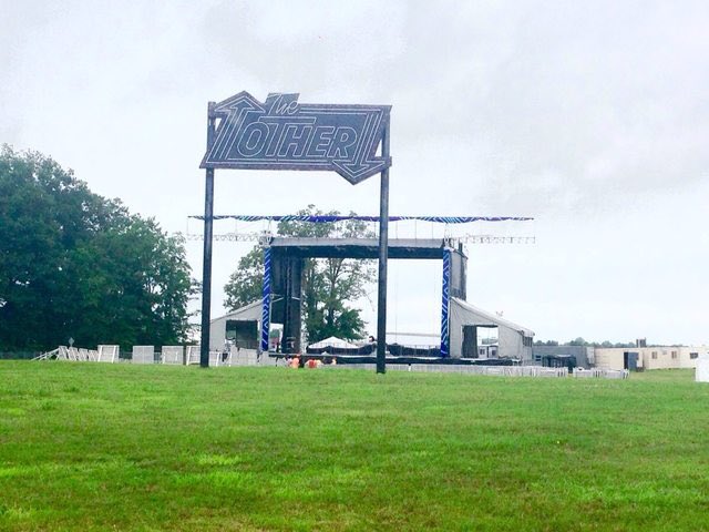 Festive Owl tweet media