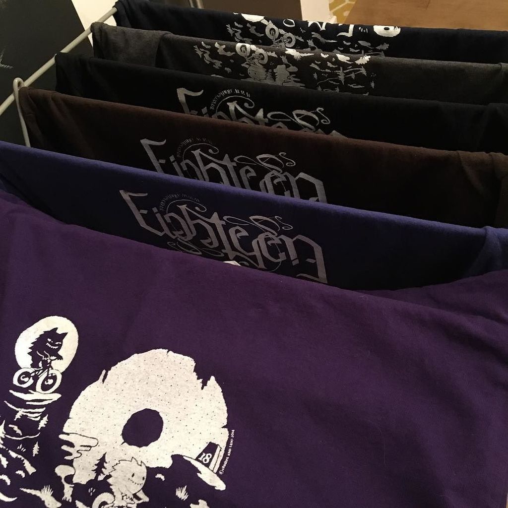 18bikes's tweet photo. Printing up a few tees for @jaffamatt 
#weprintthings #screenprinting #diy #permasetaqua #tado #ambigram #18bikes https://t.co/iG9tk8JiPr https://t.co/daLt0rQ2mp
