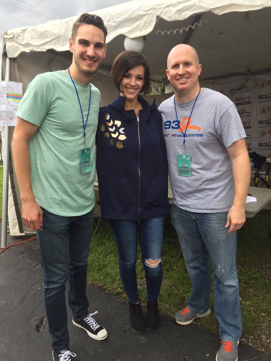 Erin Bowman (ErinBowmanMusic) Twitter