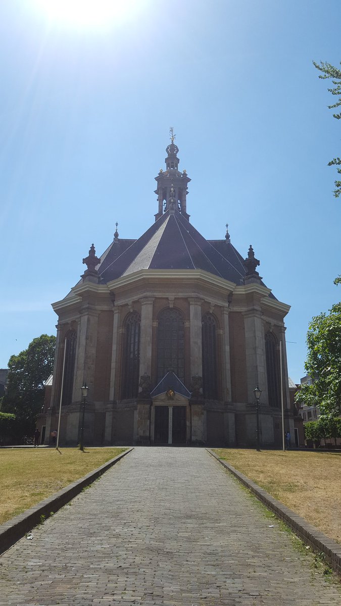 ManniTaal's tweet photo. Na zo'n twintig jaar eindelijk weer eens in onze hofstad geweest! #rustaaagh https://t.co/I5OypzImCi