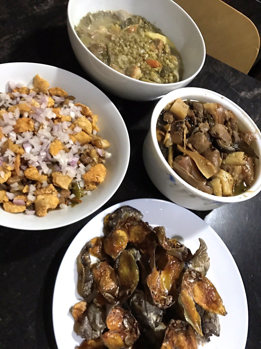 cdpc23's tweet photo. Missing home cook food.... #daggit #humba #moggos #sisig #homemade #madewithlove #sarap #foodtrip #foodporn #foodfoodfood #me #dubai🇦🇪 #uae https://t.co/0nz8cRl9sd