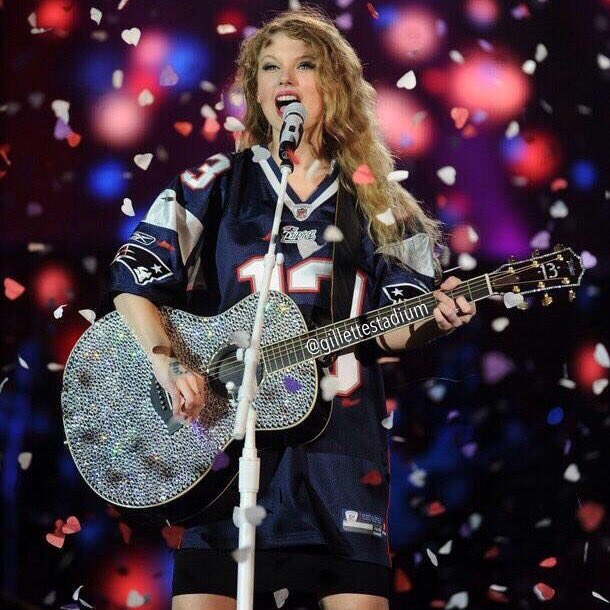 GilletteStadium's tweet image. Seven years ago today, @taylorswift13 ended her #FearlessTour here at #GilletteStadium - her 1st stadium show &amp;amp; our 1st female headliner!