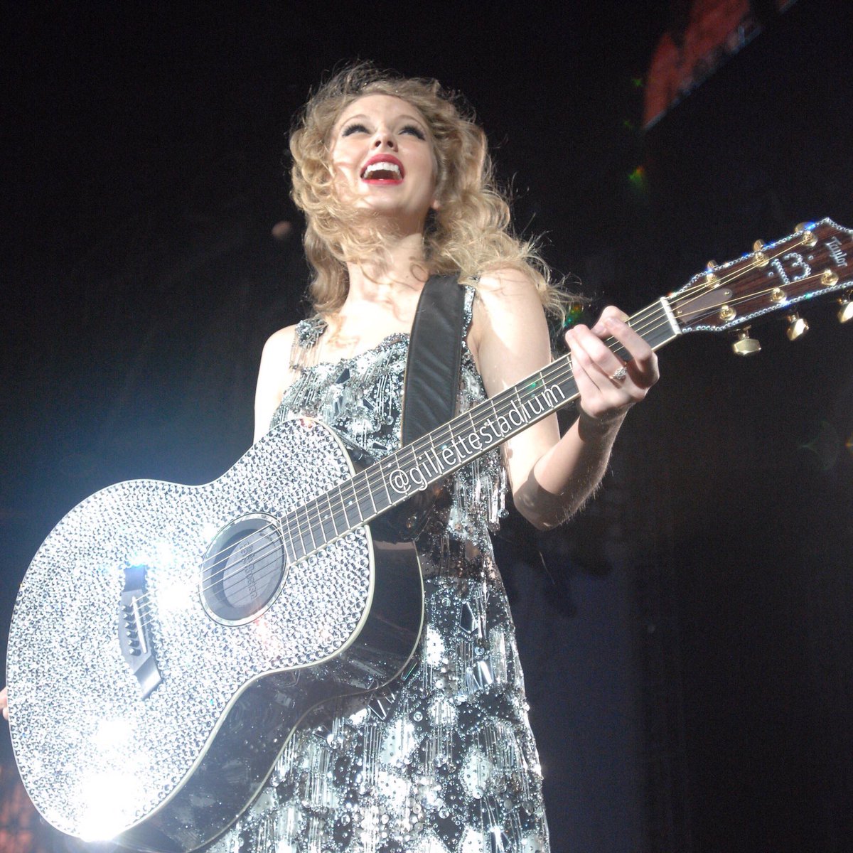 GilletteStadium's tweet image. Seven years ago today, @taylorswift13 ended her #FearlessTour here at #GilletteStadium - her 1st stadium show &amp;amp; our 1st female headliner!