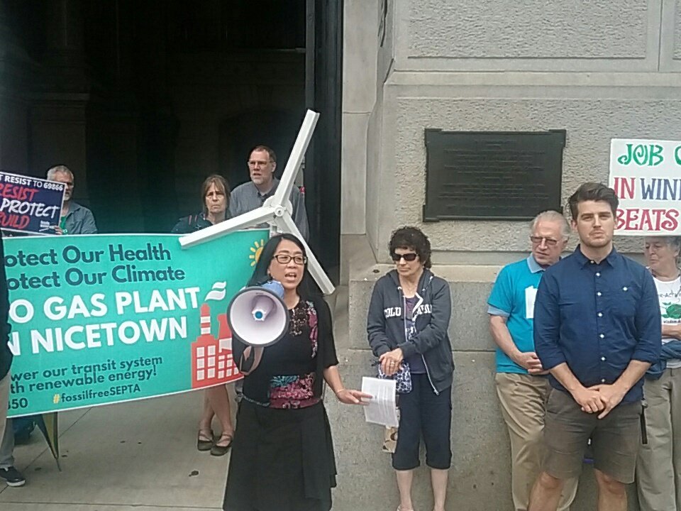 HelenGymAtLarge's tweet image. We've got teachers, parents, students, scientists and doctors leading the movement for climate justice. We are the leaders.